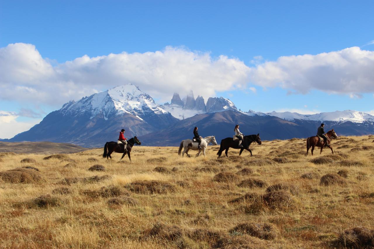 Hosteria Tercera Barranca Torres del Paine National Park Bagian luar foto